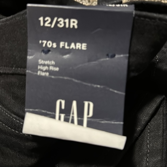 NWT! GAP Black Wash High Rise '70s Flare Jeans with Washwell - Multiple Sizes🩵 - Picture 12 of 16